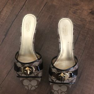 Beautiful size 10B coach wedges